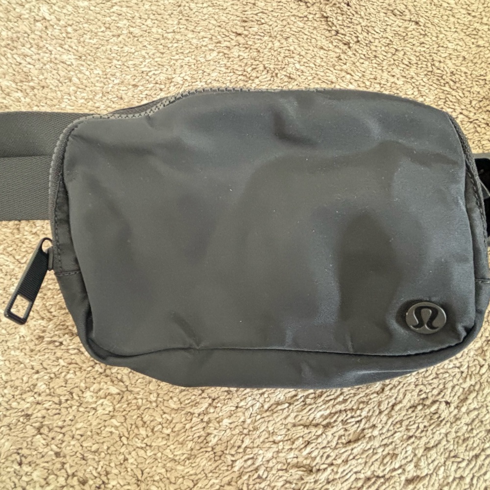 lululemon athletica Black Belt Bag